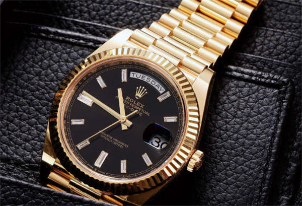 勞力士腕表很久不戴不走了解決方法(圖) 勞力士腕表很久不戴不走了解決方法(圖)